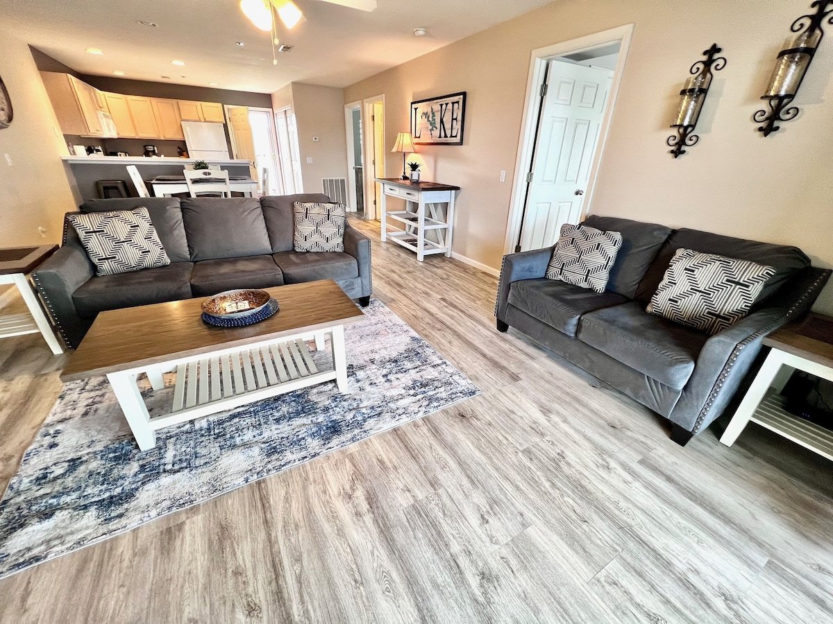 2 Bedroom (Sleeps 6) - Unit 1037