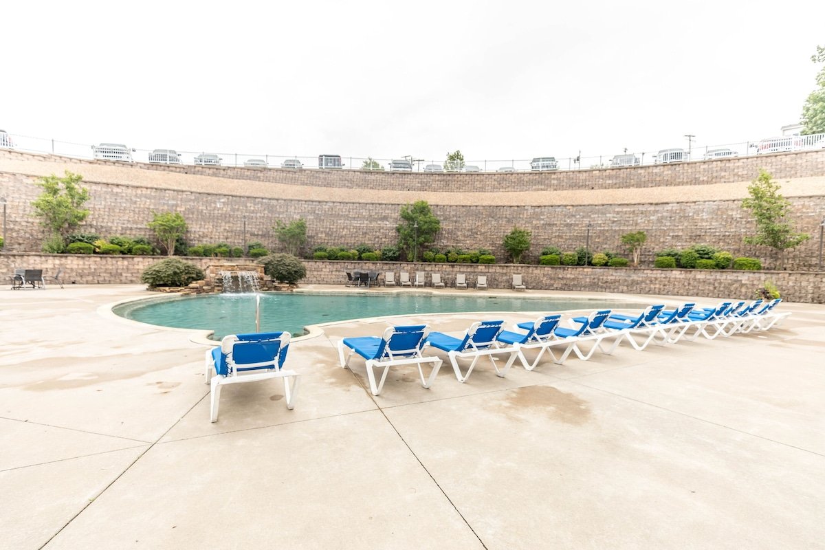 3 Bedroom (Sleeps 6) - Lands End 517