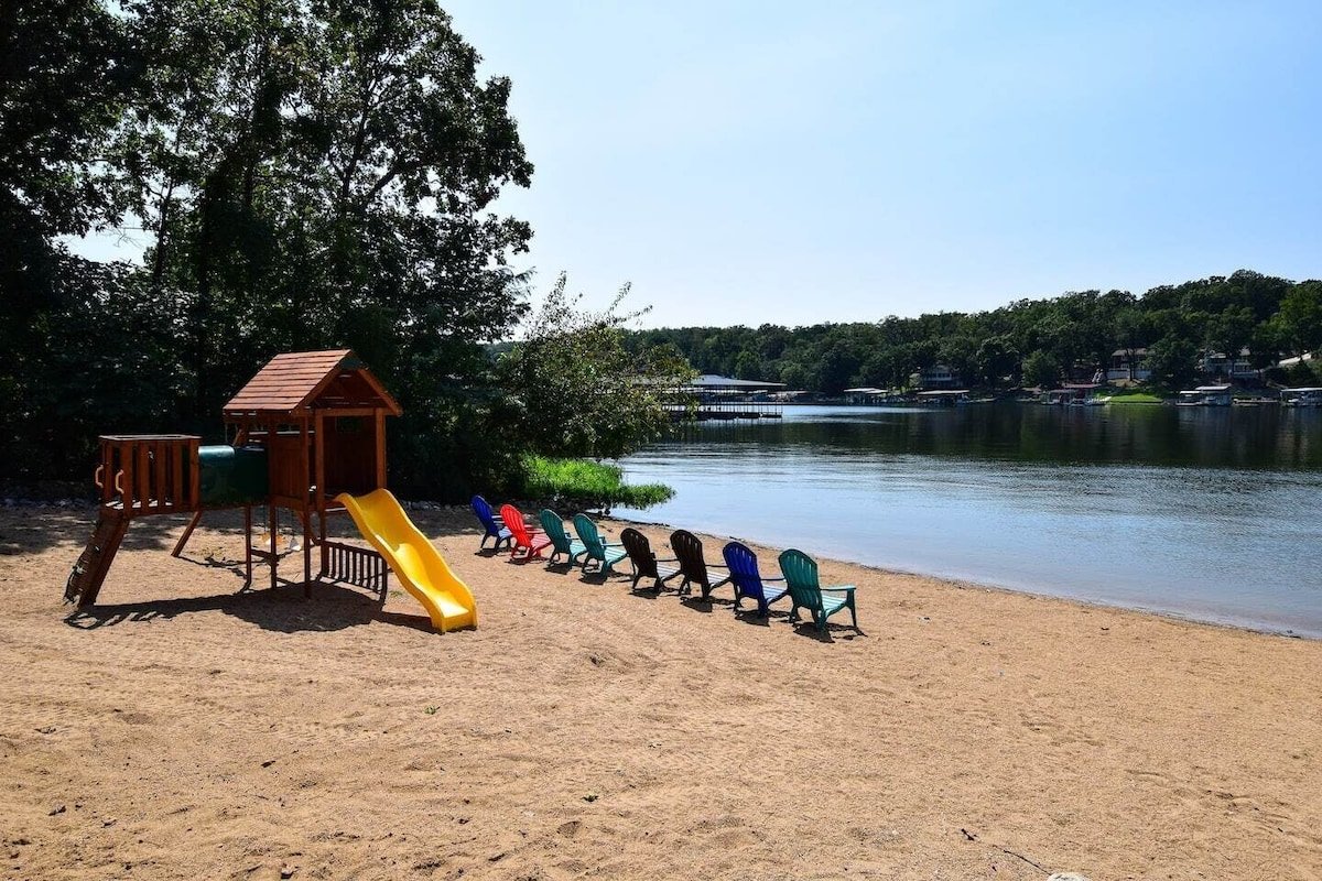 3 Bedroom (Sleeps 9) - Unit 442