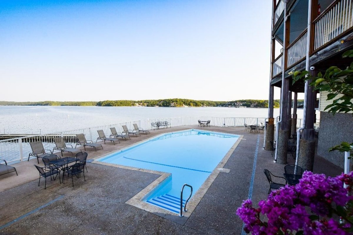 4 Bedroom (Sleeps 12) - Unit 1017